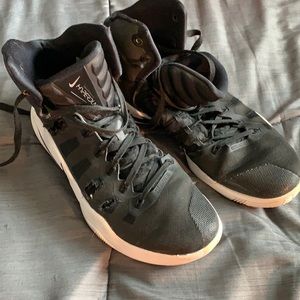 Nike Women’s Hyperdunk Basketball Shoes